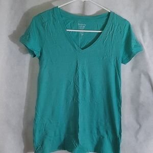 Gap v neck tee